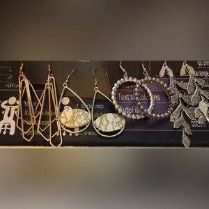 Assorted Earrings (50Lot)